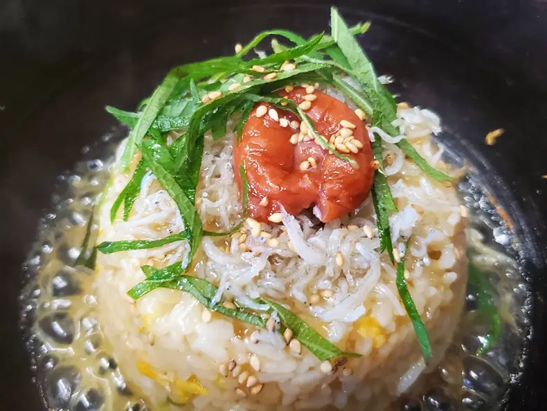 梅しらすのあんかけ石焼チャーハン