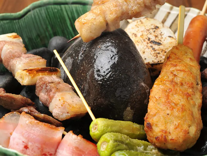 特選串焼盛り合せ ８本（タレ・塩）